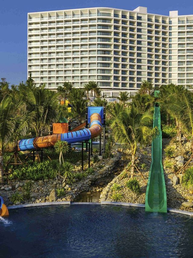 🌴🏖️ Nha Trang's Movenpick Resort: A Family Paradise! 🌞👨‍👩‍👧‍👦