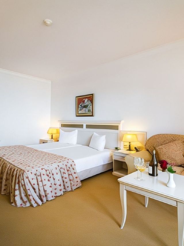 🌟🏨 Sunny Beach Bliss: Top Stays in Bulgaria! 🌊