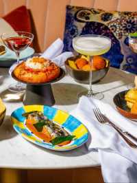 🌟 Rome's Chic Retreat: W Rome's Urban Elegance 🌟