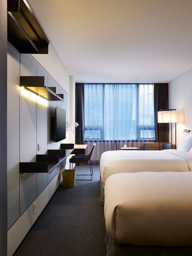 🌟 Seoul's Stylish Stay: Glad Hotel Mapo 🌃✨