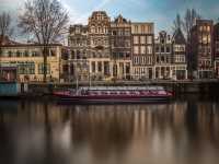 Here are Amsterdam’s SUPER Buildings!!!