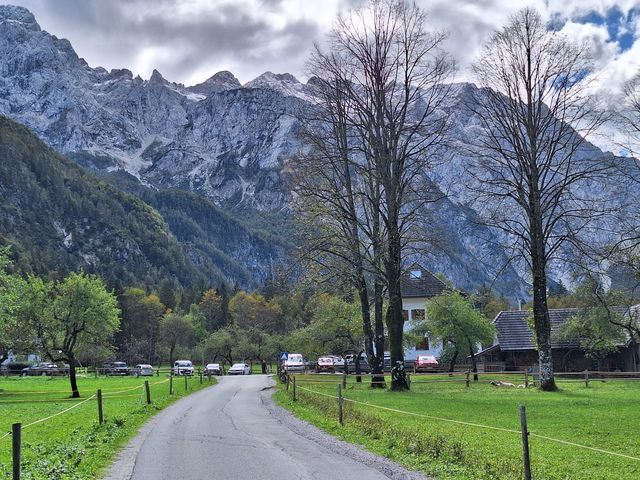 秋天徒步來 Logar Valley 感受世外桃源。 秋天徒步來 Logar Valley 感受世外桃源。