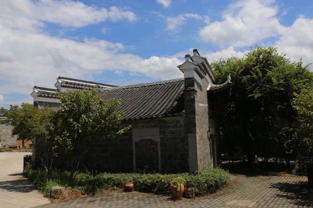 一座活生生的歷史博物館——安義古村。