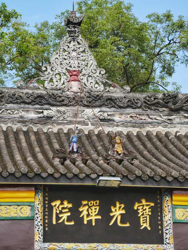 成都新都藏着東方斜塔，聽說特別靈～。