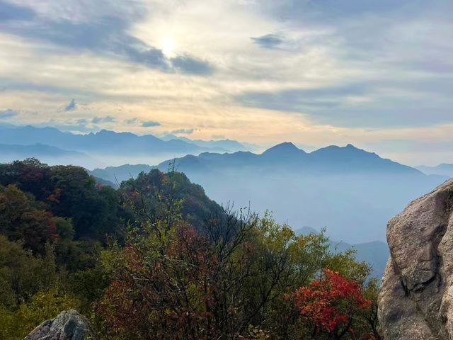 西安‧唐王寨飛來石。