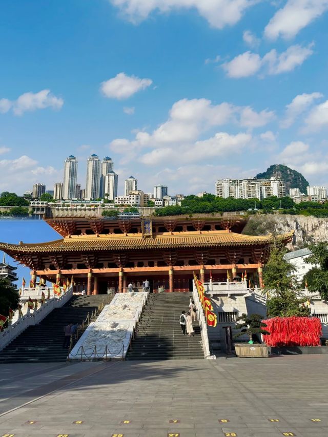 西來古寺。 西來古寺。