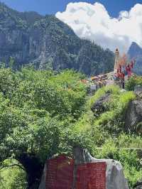 迪慶藏族自治州巴拉格宗香格里拉大峽谷探秘全攻略。
