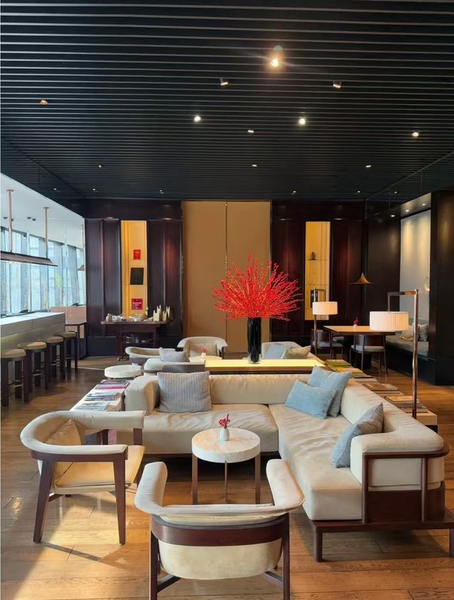 金燦燦的puli璞麗酒店 高級! 金燦燦的puli璞麗酒店 高級!