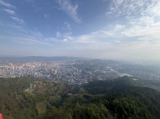 探秘達州鳳凰山：自然與人文交織的千年勝境