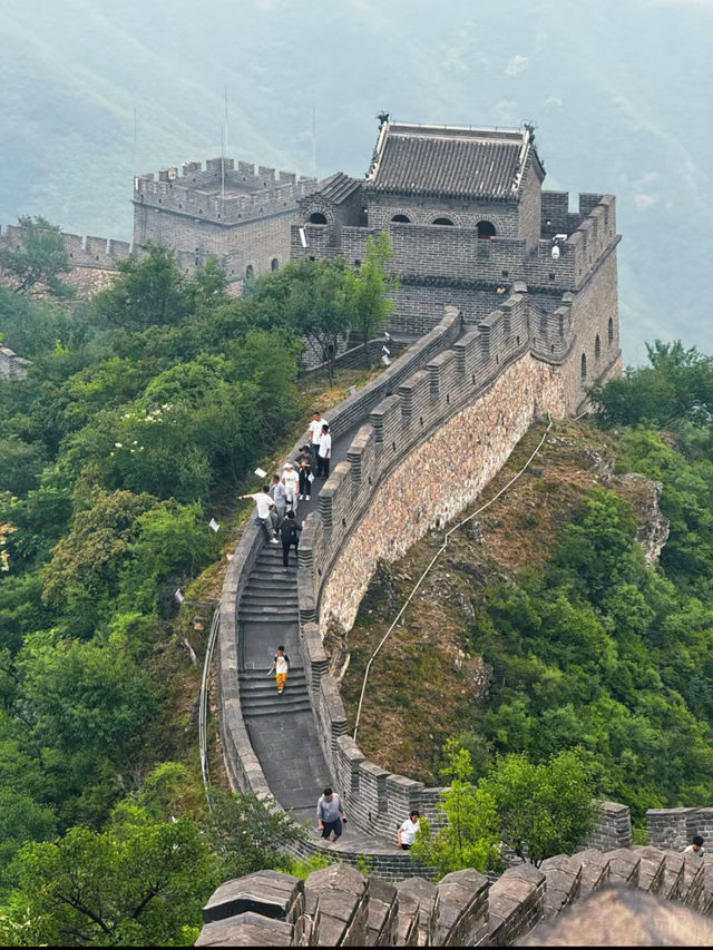 Great Wall hiking trails 