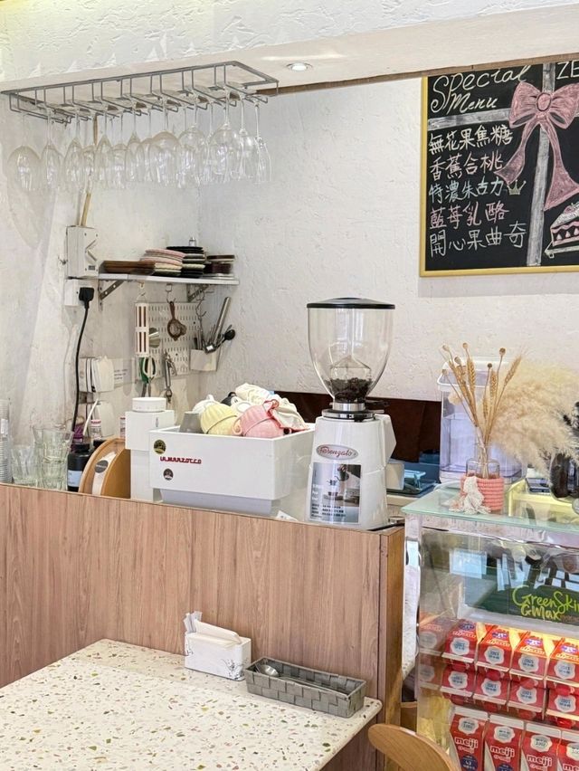 澳門氹仔秘境！隱藏在老城中的文青咖啡館ZEN CAFE 