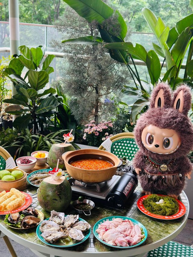 南京！同LABUBU一齊打邊爐…好似度假咁