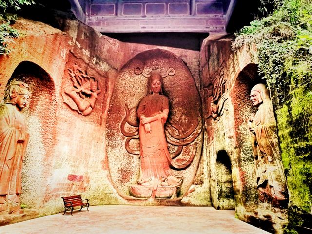 The Oriental Buddha Park: A Colossal Modern Marvel of Replication and Scale in Leshan's Shadow
