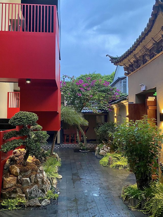 嚟大理住咗理想民宿 拍到咗天空之鏡