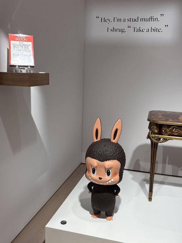 🇭🇰中環偶遇頂流Labubu！免費看展衝瘋啦！
