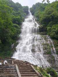 世界桌山-瓦屋山，來邂逅一場雲端的綺夢，奔赴這場心靈之約！
