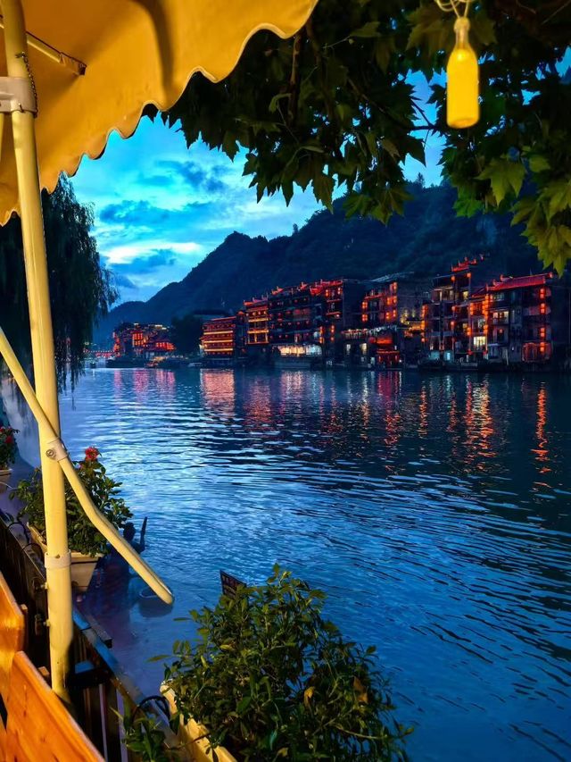 貴州必去！鎮遠古鎮日夜玩法大揭秘