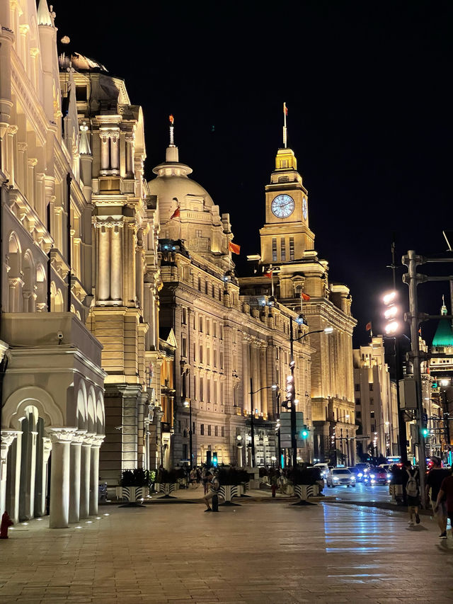 夜遊魔都～上海外灘夜景太美了