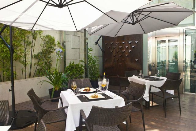 巴塞隆納格魯珀特大酒店 | 凡爾賽般的宮殿   地址：Gran Via de les Cort