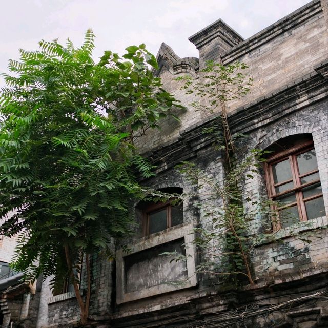 Old Heritage Buildings You Shouldn’t Miss in Luoyang 🏯✨