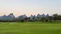 桂林被取締的高爾夫球場，搖身一變成風景絕美的休閒公園！