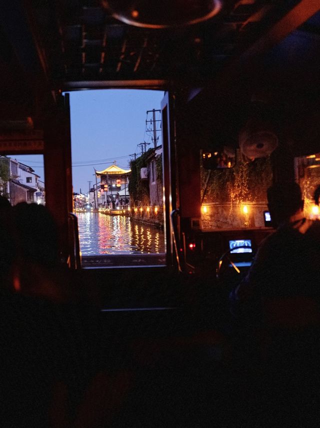 蘇州山塘夜航記：一船載盡姑蘇柔
