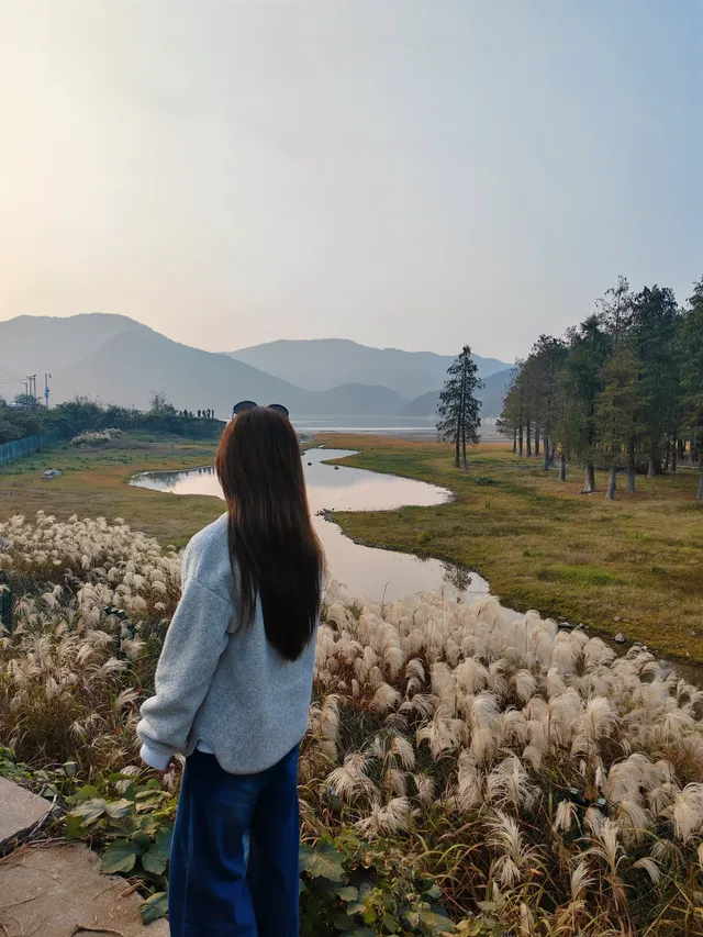 看見一片湖，誤闖入人間仙境！