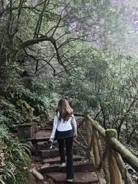 邛崍天台山徒步看瀑布