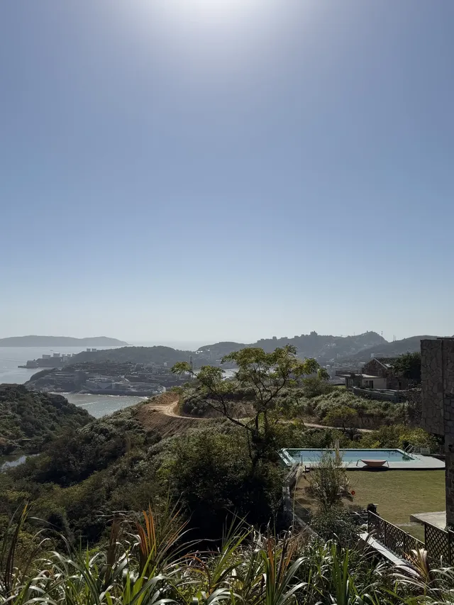 白天濟州島,晚上聖托里尼的神仙小鎮 白天濟州島,晚上聖托里尼的神仙小鎮