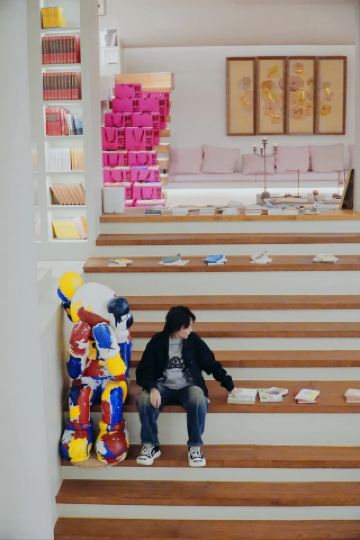 소음을 피하기에 좋은 서점이 하나 있어요