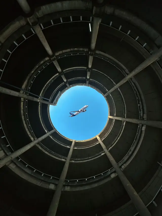 "At Shanghai Happy Valley, let adrenaline resonate with movies"