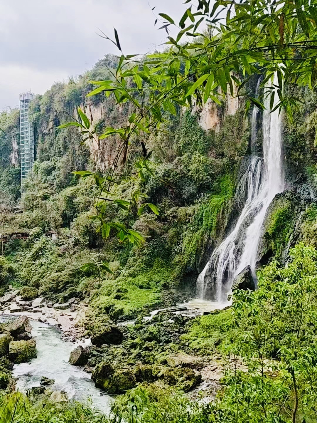 Let's explore the Malinghe Canyon! 🥸🥸🥸