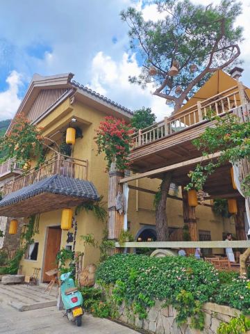 Những con đường mòn bí mật để đi bộ đường dài trong rừng tre.