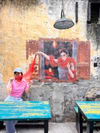 Impressive murals at Kwai Chai Hong