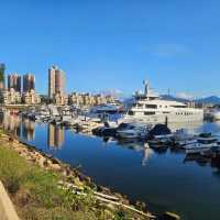 充滿異國風情嘅黄金海岸商場