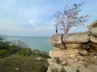 วัดเขาตะเกียบ (Wat Khao Takiap