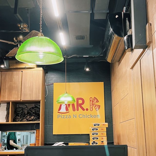 🌟 邪惡拉絲韓式芝加哥pizza配上惹味酥脆炸雞🌟