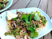 กินส้มตำกันร้านอาหารป้าอ้วน 2 
