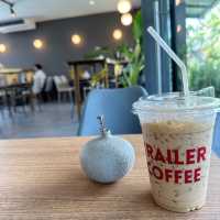 Trailer Coffee ร้านกาแฟดีๆที่มีขนมจีนน้ำเงี้ยว📍