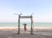 Springfield @ Sea Resort and Spa ที่พักติดทะเลชำอำ