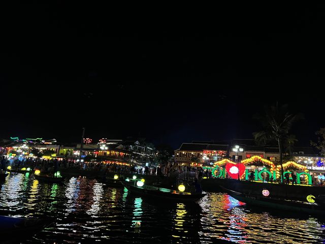 호이안 올드타운 소원배타기 🛶