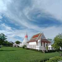 สักการะองค์พระสมุทรเจดีย์