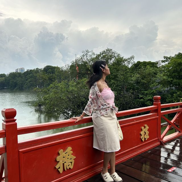 🌳 เดินเที่ยวชมทะเลสาบฮหว่านเกี๊ยม ฮานอย ⛅ 