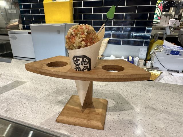 東京・渋谷。1個でもその場で食べられるからあげ屋さん『KENTYSKITCHEN.SHIBUYA』