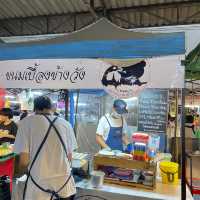 ขนมเบี้อง(ข้างวัง) | ตลาดรถไฟศรีนครินทร์