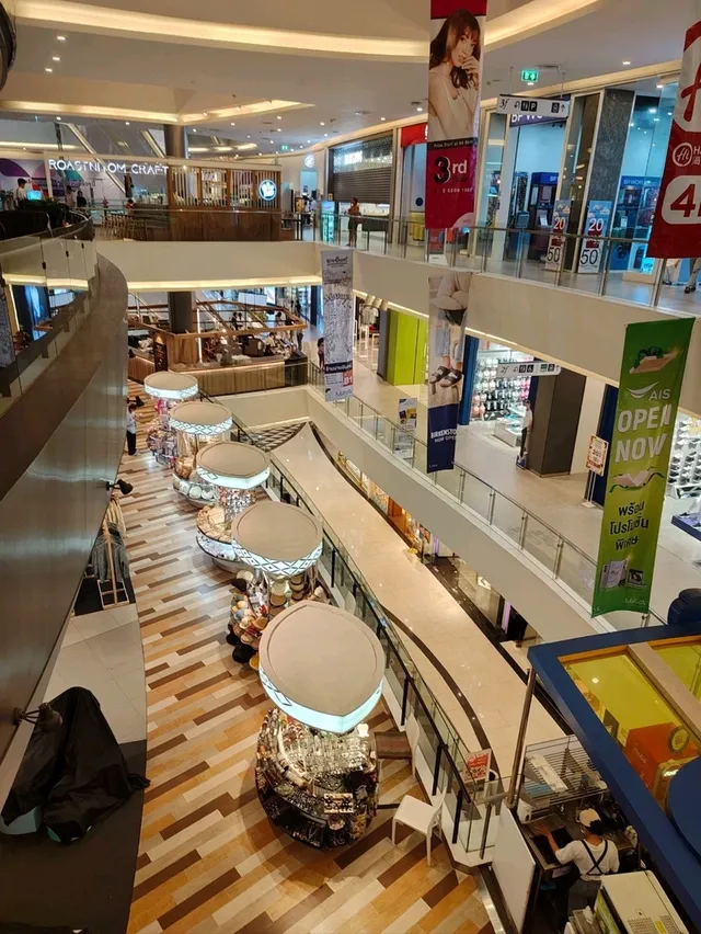 Maya Shopping mall