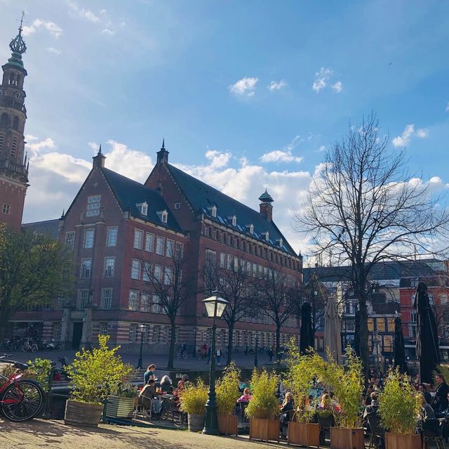 荷蘭🇳🇱萊頓市中心河岸景色🚤🛶