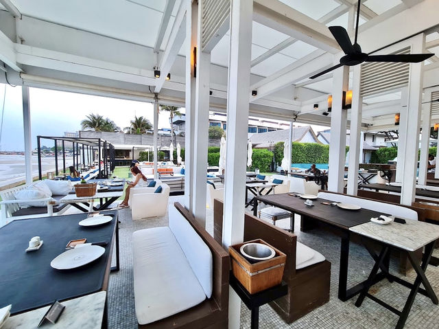 ร้านอาหารวิวสวยในหิวหิน Oceanside beach club