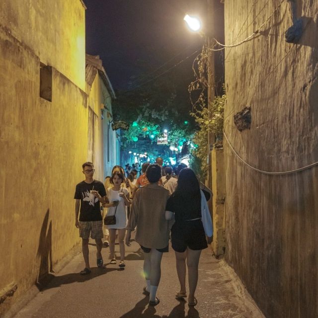 호이안 야시장 반드시 가야할 명소