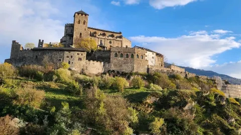 [Switzerland] Valais Cathedral: A historic and complete building, a must-see cultural attraction in southern Switzerland — traveler post in Sion